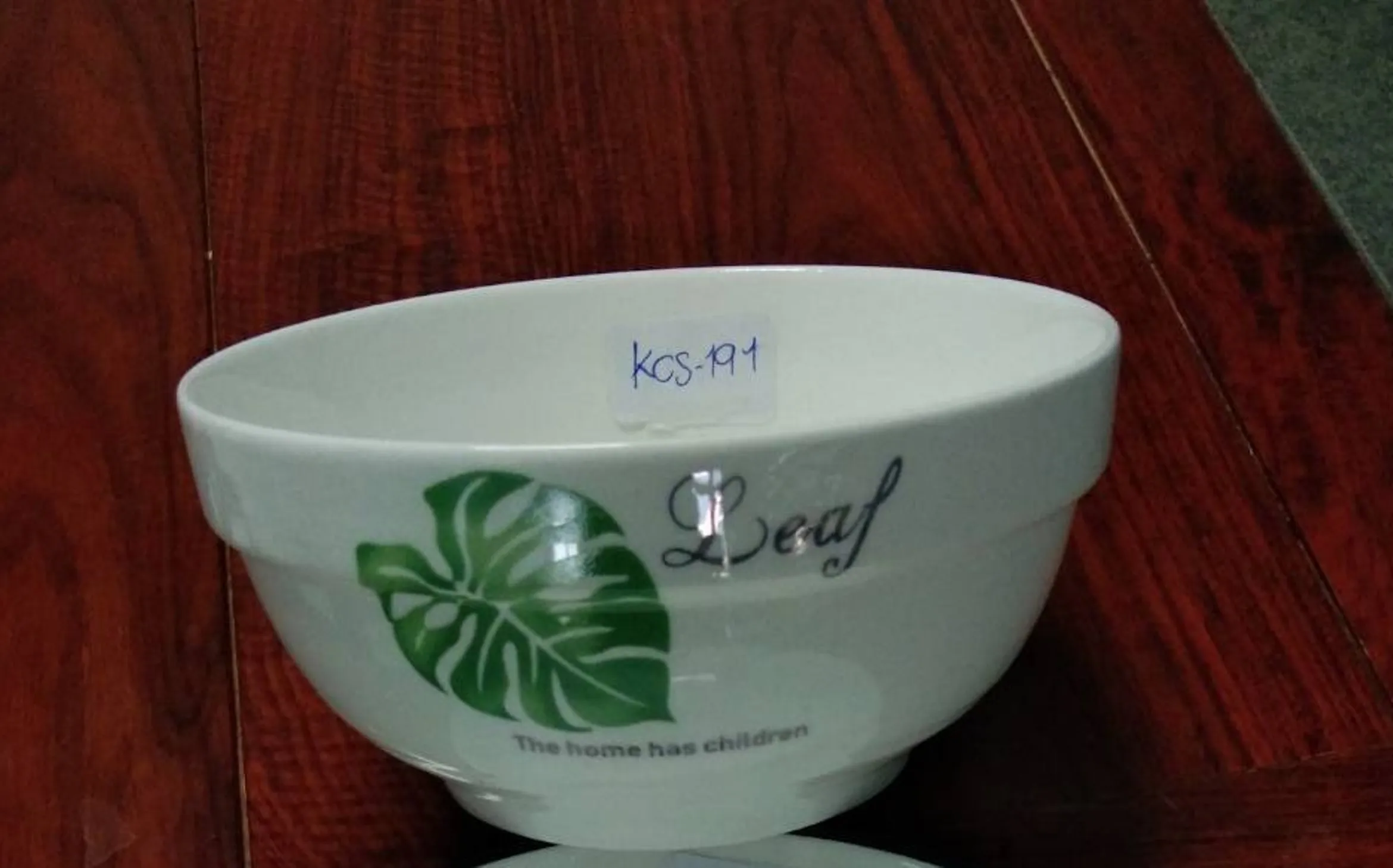 ชามกระเบื้อง ลายใบมอนสเตอร่า มีขอบ (1*60) **ขายยกลัง 1000 บาท**