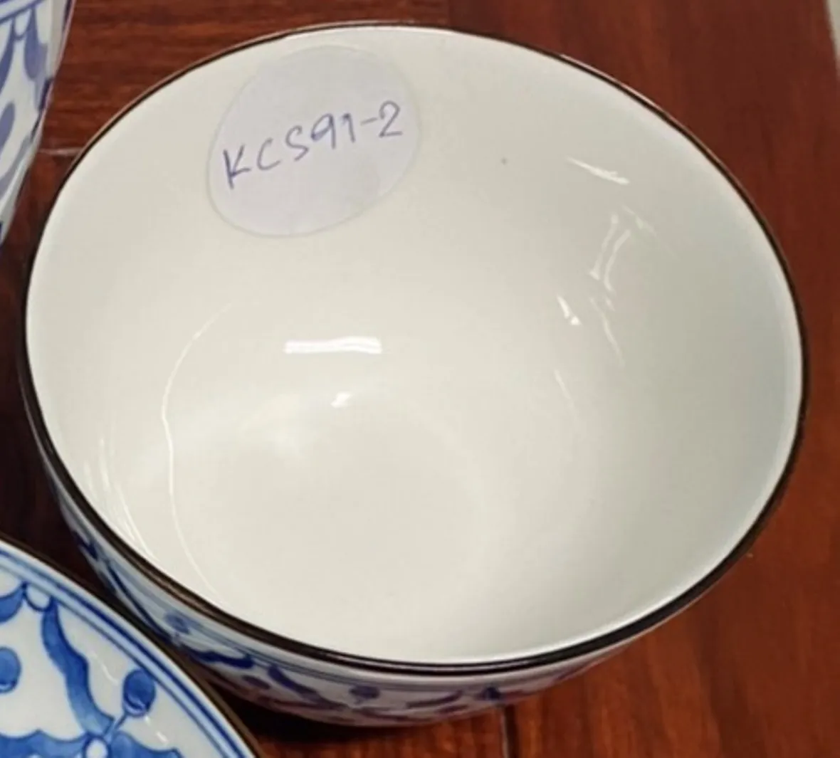 ถ้วยกระเบื้อง ลายเส้นน้ำเงิน (1*60)  **ขายยกลัง 1000 บาท**