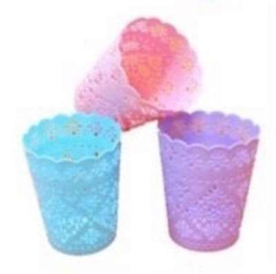 ตะกร้าลายฉลุเล็ก 14x16.5cm. สีพาสเทล 1*288(ปลีก10บาท)