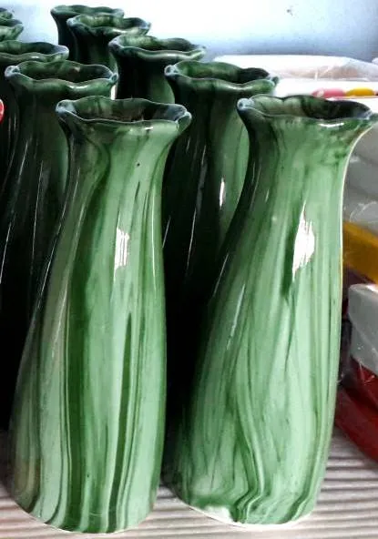 แจกันสาเก 7.5 นิ้ว สีเขียว  (1*12)
