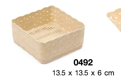 ถาดลายหวาย จตุรัส สีครีม เล็ก ขนาด 13.5x13.5x6 cm. สินค้า 10บาท