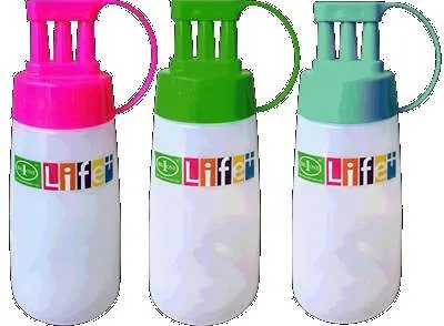 ขวดซอสเล็ก3หัว 7.5x17cm ฝาคละสี สินค้า 15บาท
