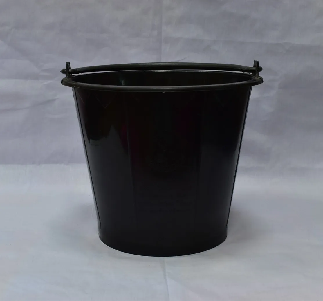 กระป๋องน้ำสีดำ ถังดำ 16L (1*12)