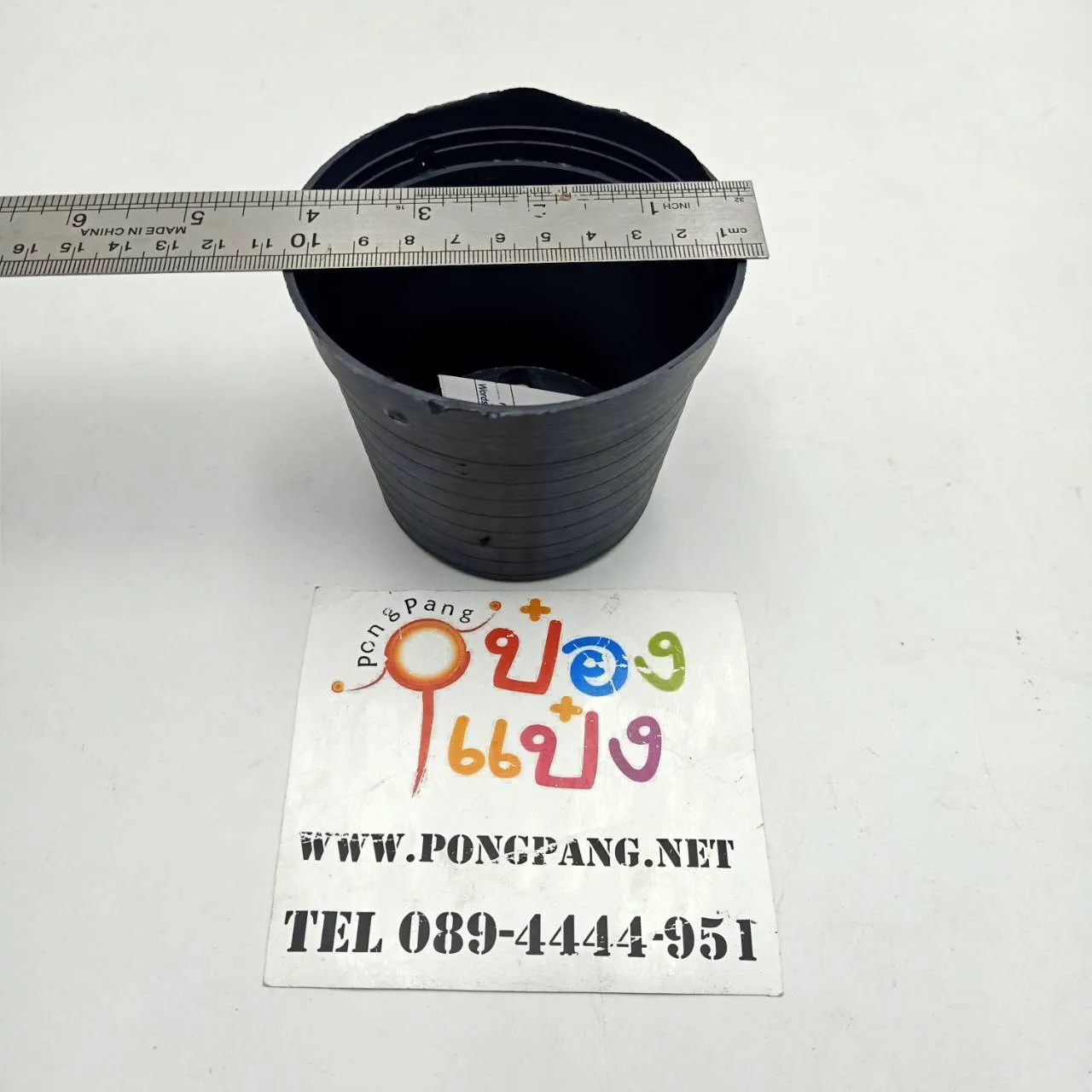 กระถางต้นไม้ กลม 4 นิ้ว สีดำ 10x8x7 cm.สินค้า 10บาท