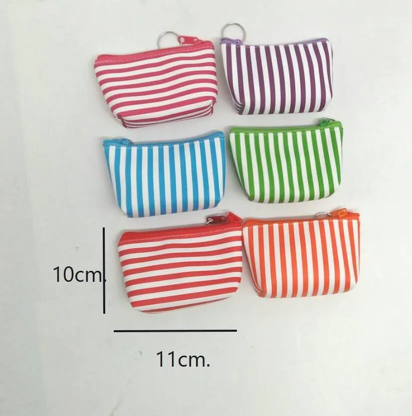 กระเป๋า ใส่เหรียญเล็ก ลายเส้นเล็ก แบบถือ คละสี สินค้า 10บาท