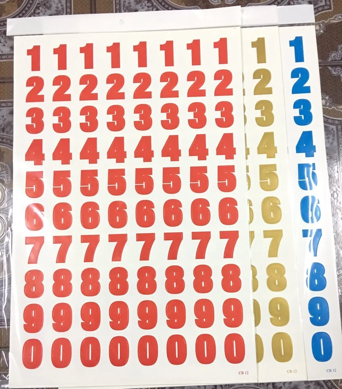 สติ๊กเกอร์ ตัวเลข คละสี แบบแผ่นกระดาษ ขนาด 52x35cm