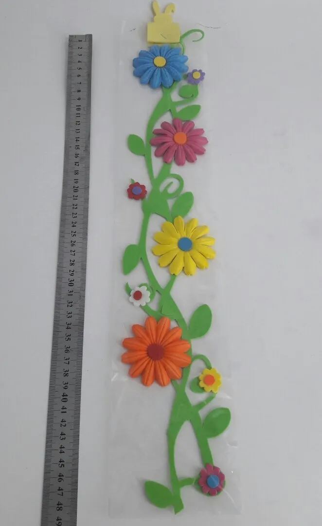 โฟมยาง ติดขอบบอร์ด ขอบดอกเถาวัลดอกไม้4ดอก 6x43cm 1*12
