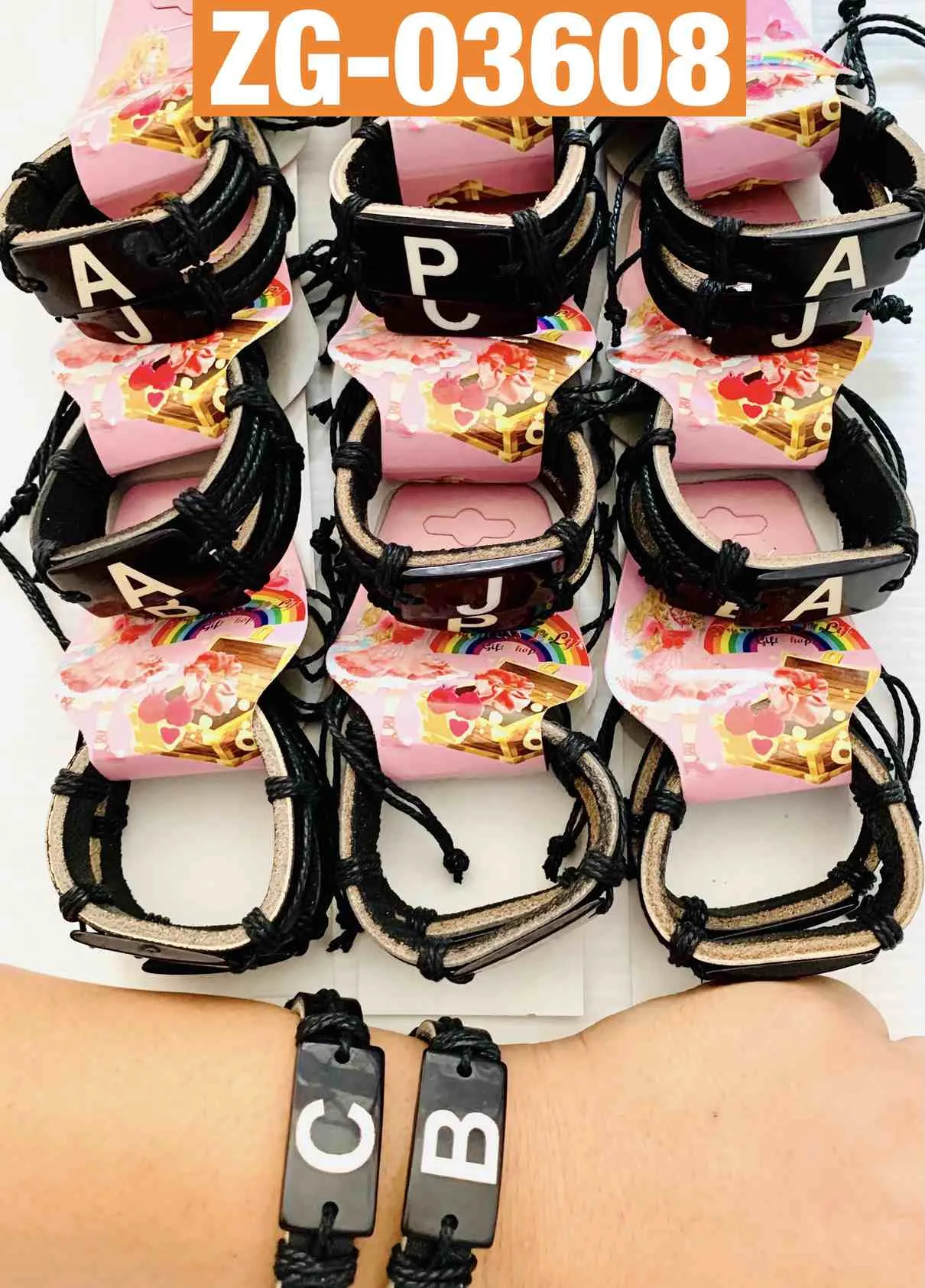 สร้อยข้อมือหนัง แฟนซี 1x2 (1*12)