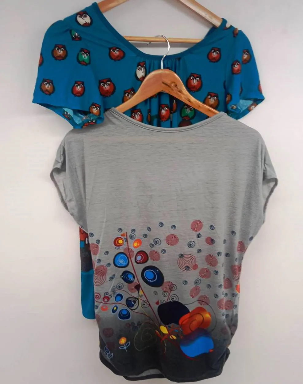 เสื้อแขนผู้หญิง คละลาย   1*12