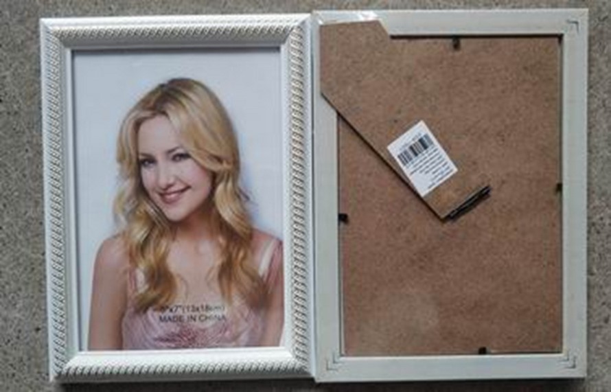 กรอบรูปPVCใส  ขอบเกลียว ดำ ขาว น้ำตาล คละสี  5x7 1*36   ***ขายยกลัง*** GT0258